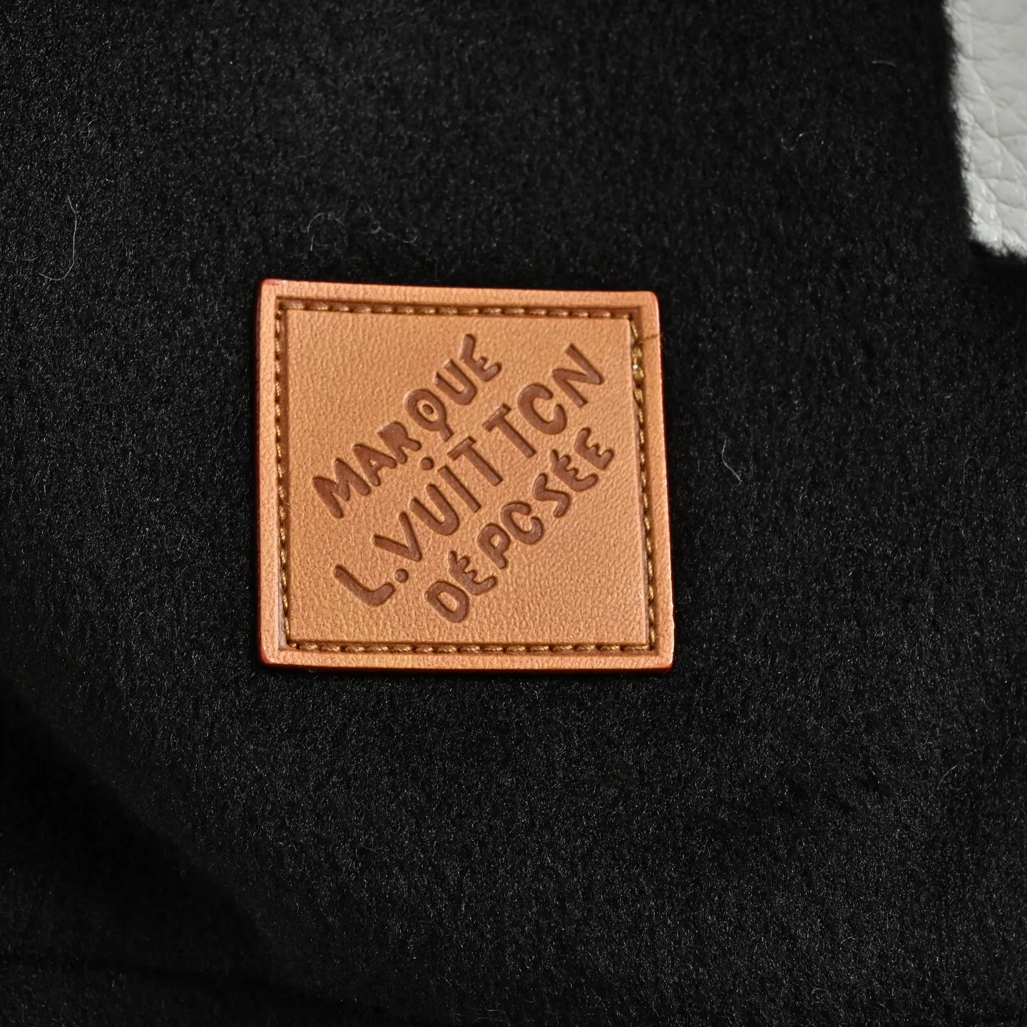 Louis Vuitton/